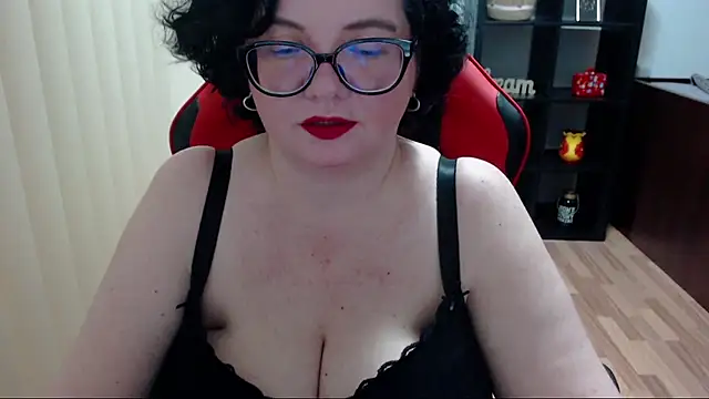 MissTroublle online show from February 11, 2025, 10:25 am