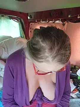 Snapshot of MucMilf59 chatting on June 20, 2026, 8:19 am MucMilf59 online show from June 20, 2026, 8:19 am