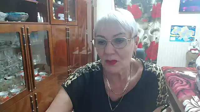 Snapshot of JenaCheim chatting on October 13, 2025, 7:26 pm JenaCheim online show from October 13, 2025, 7:26 pm