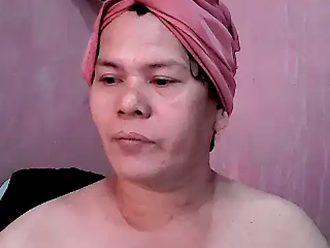 Snapshot of HottyLeciousCum chatting on April 20, 2026, 1:35 pm HottyLeciousCum online show from April 20, 2026, 1:35 pm