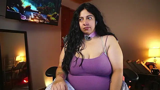 coraline latin online show from March 17, 2026, 12:30 pm