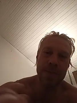 AthleticWomenizer2 online show from November 2, 2025, 1:43 am