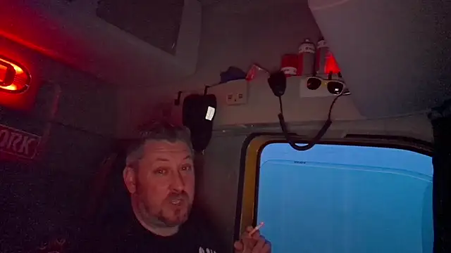 ktmtom247 online show from April 2, 2026, 5:41 pm