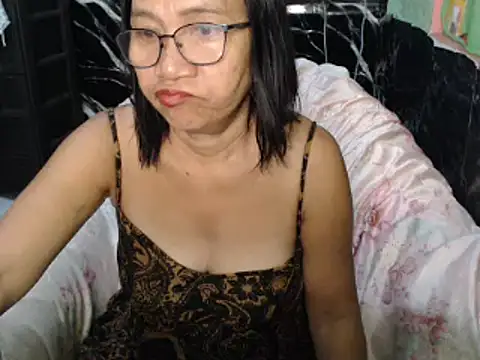 ASIANDOLLY4U online show from June 2, 2026, 11:05 pm
