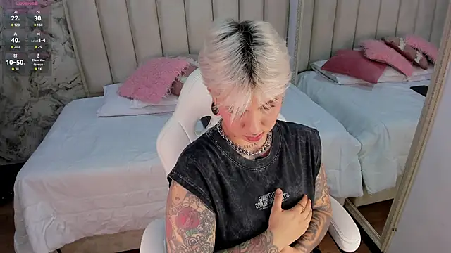 Snapshot of amy_ink chatting on October 9, 2025, 11:22 am amy ink online show from October 9, 2025, 11:22 am