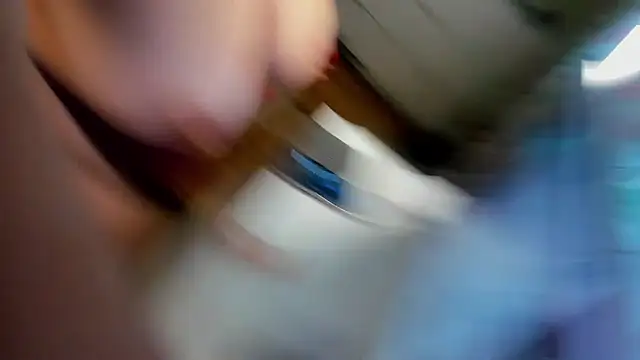 Snapshot of GoldCurves chatting on October 29, 2025, 6:56 am GoldCurves online show from October 29, 2025, 6:56 am