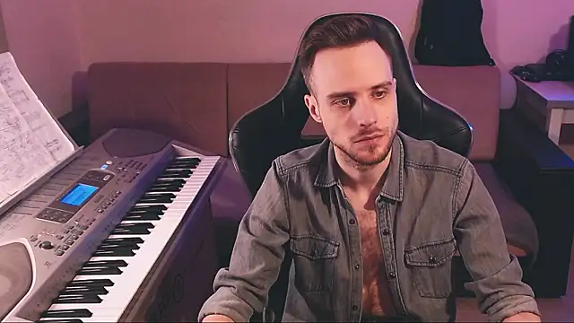 Snapshot of Sweetparker chatting on February 22, 2026, 7:37 pm Sweetparker online show from February 22, 2026, 7:37 pm