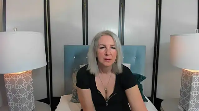 Snapshot of EricaTop chatting on May 9, 2026, 4:49 am EricaTop online show from May 9, 2026, 4:49 am