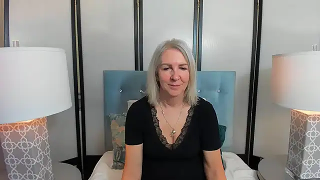 EricaTop online show from April 19, 2026, 5:08 am