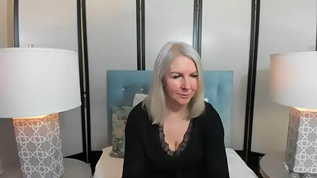 Snapshot of EricaTop chatting on February 8, 2026, 6:00 am EricaTop online show from February 8, 2026, 6:00 am