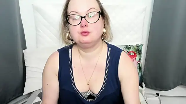 Snapshot of dirtyBonnie chatting on February 27, 2026, 4:45 am dirtyBonnie online show from February 27, 2026, 4:45 am