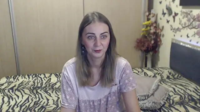 MirabelaSweet online show from March 6, 2026, 11:49 am