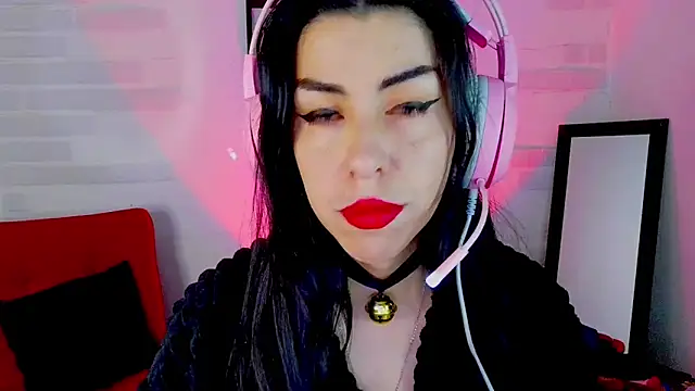 sky girl1 online show from October 21, 2025, 2:44 am