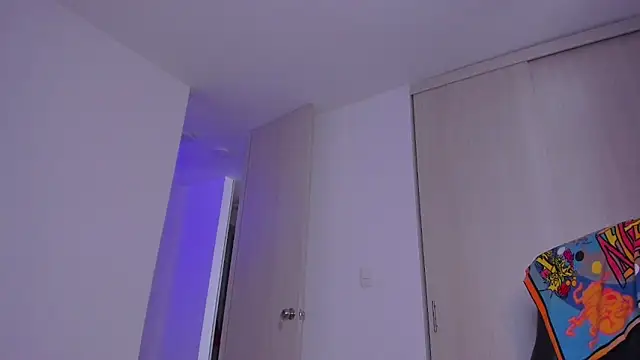 Lisegg  online show from September 27, 2025, 2:23 pm