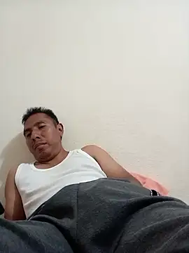 Snapshot of desnudo_Sexoxo chatting on January 18, 2025, 3:42 am desnudo Sexoxo online show from January 18, 2025, 3:42 am