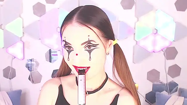 LexiKiss online show from October 14, 2025, 2:23 am