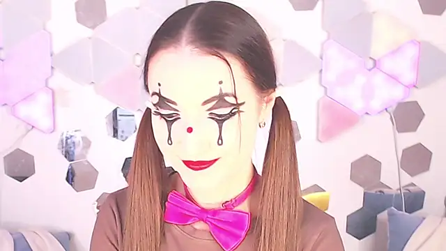 LexiKiss online show from November 13, 2025, 11:30 pm