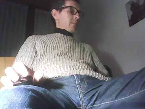 Snapshot of Moro_ra chatting on November 14, 2025, 7:28 pm Moro ra online show from November 14, 2025, 7:28 pm