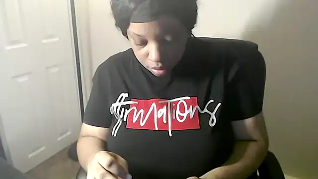 Sexymona1218 online show from January 14, 2026, 9:24 am