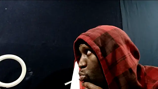 iBreakHeartz online show from December 6, 2024, 9:04 am