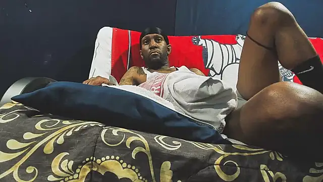 iBreakHeartz online show from December 28, 2024, 12:47 am