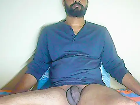 Snapshot of LifeLineSL chatting on October 28, 2025, 11:47 pm LifeLineSL online show from October 28, 2025, 11:47 pm