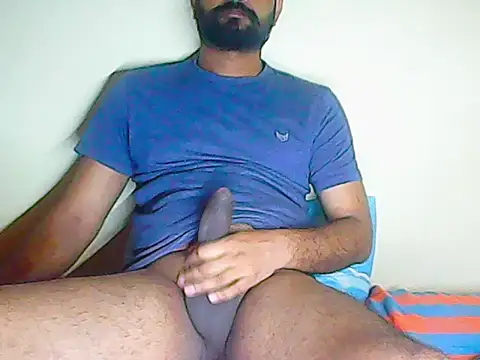 Snapshot of LifeLineSL chatting on October 22, 2025, 11:47 pm LifeLineSL online show from October 22, 2025, 11:47 pm