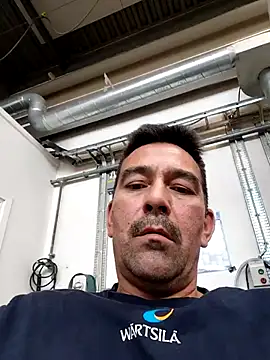Snapshot of dick81 chatting on July 16, 2026, 12:46 pm dick81 online show from July 16, 2026, 12:46 pm