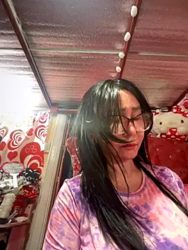 sweetieme online show from November 9, 2025, 12:36 am