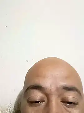 GeorgeVergaGrues online show from February 1, 2025, 11:16 pm
