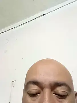 GeorgeVergaGrues online show from February 5, 2025, 3:34 am