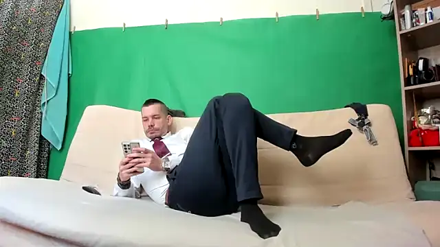 viraglaci18xh online show from April 7, 2026, 11:45 am