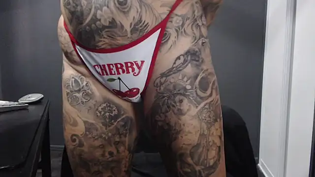 poisonivyx online show from October 16, 2025, 10:40 pm