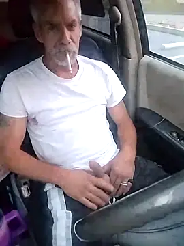 Biknight online show from October 6, 2025, 11:22 am