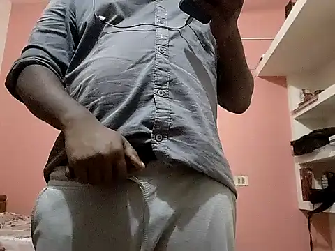 Aneesh007m online show from November 17, 2025, 6:01 pm