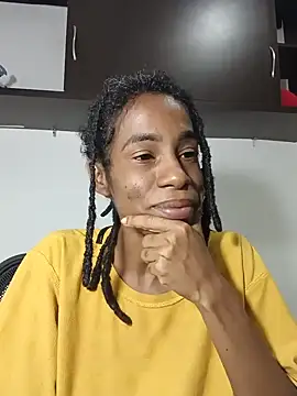Snapshot of africa_deluxe chatting on July 10, 2026, 11:43 am africa deluxe online show from July 10, 2026, 11:43 am