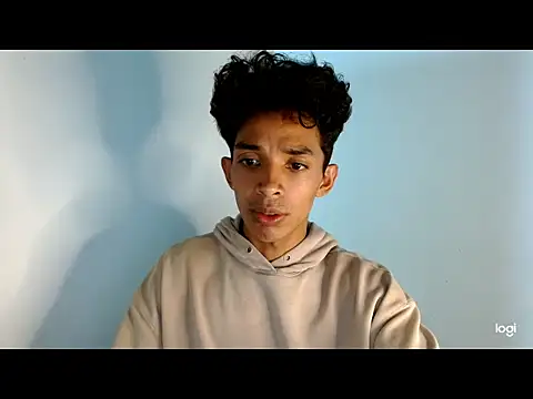  dannyaldana  online show from November 7, 2025, 1:32 am