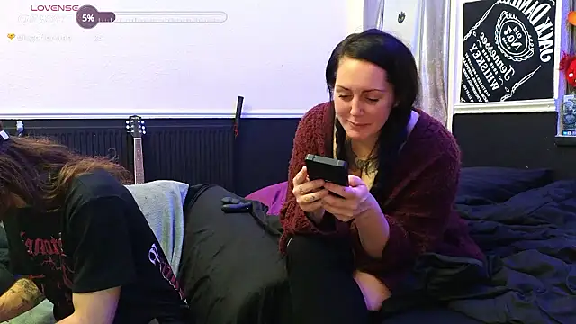 AltustThomas online show from December 7, 2024, 1:08 am