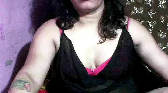 Snapshot of koyel90 chatting on February 18, 2025, 6:47 pm koyel90 online show from February 18, 2025, 6:47 pm