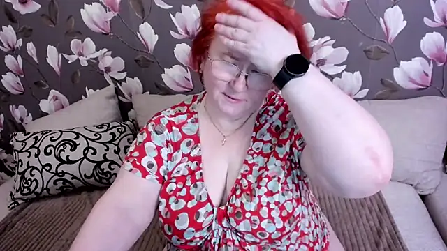 leiamillersonn online show from February 25, 2025, 8:42 pm
