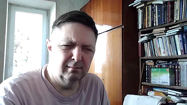 Snapshot of Pokaz2020 chatting on July 25, 2026, 9:39 am Pokaz2020 online show from July 25, 2026, 9:39 am