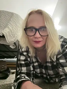 SugarTits199869 online show from November 22, 2025, 1:37 am