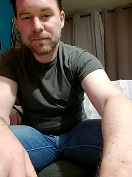 Snapshot of tom_sauwer chatting on October 11, 2025, 9:27 pm tom sauwer online show from October 11, 2025, 9:27 pm