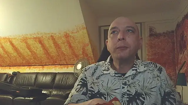 sextoy911 online show from April 10, 2026, 7:21 pm