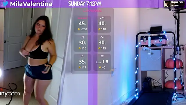 Snapshot of MilaValentina chatting on February 17, 2025, 12:43 am MilaValentina online show from February 17, 2025, 12:43 am