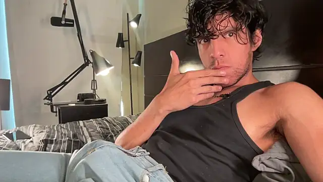 Snapshot of beranco19 chatting on February 4, 2026, 8:15 pm beranco19 online show from February 4, 2026, 8:15 pm