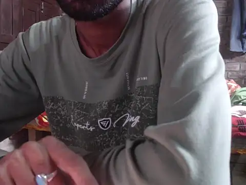 ThethunderPo online show from November 3, 2025, 3:56 am