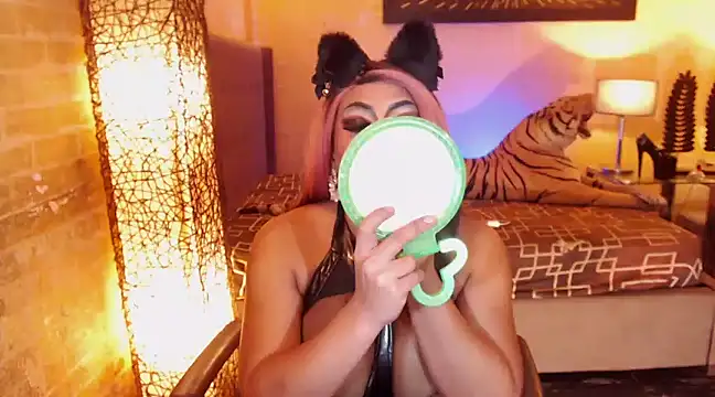 LavictoriaFox online show from March 4, 2025, 12:07 am