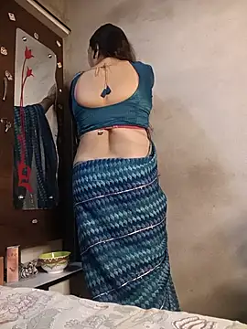 Snapshot of naughtymadam chatting on July 9, 2026, 6:36 am naughtymadam online show from July 9, 2026, 6:36 am