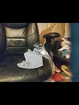 ROBERT0516 online show from March 21, 2026, 12:20 pm